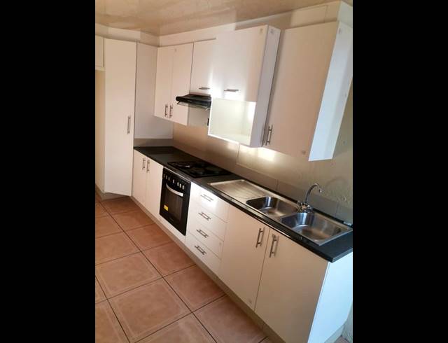 3 BEDROOM PROPERTY TO RENT IN GLEN RIDGE